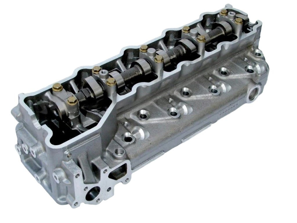 4M40T Cylinder Head Side View Showing Valves and Ports
